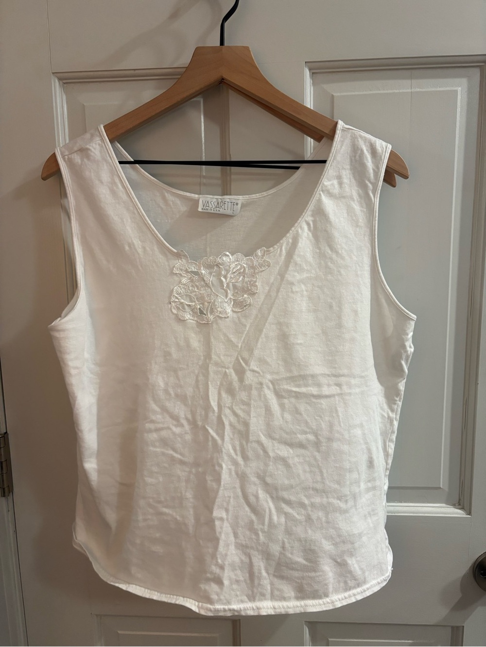 vassarette White Sleeveless Tank with Floral Applique